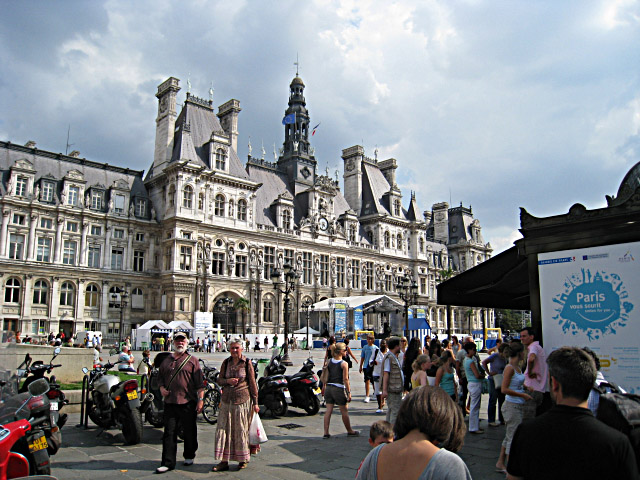 L'Hôtel de Ville